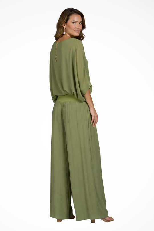 Women Elegant Layered Top and Wide-Leg Trousers 2 Piece Set – Refined Occasion Style – Green – S
