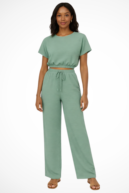 Women Relaxed Fit Wide-Leg Top and Trousers Set – Modern Everyday Look – Orange Red – XS
