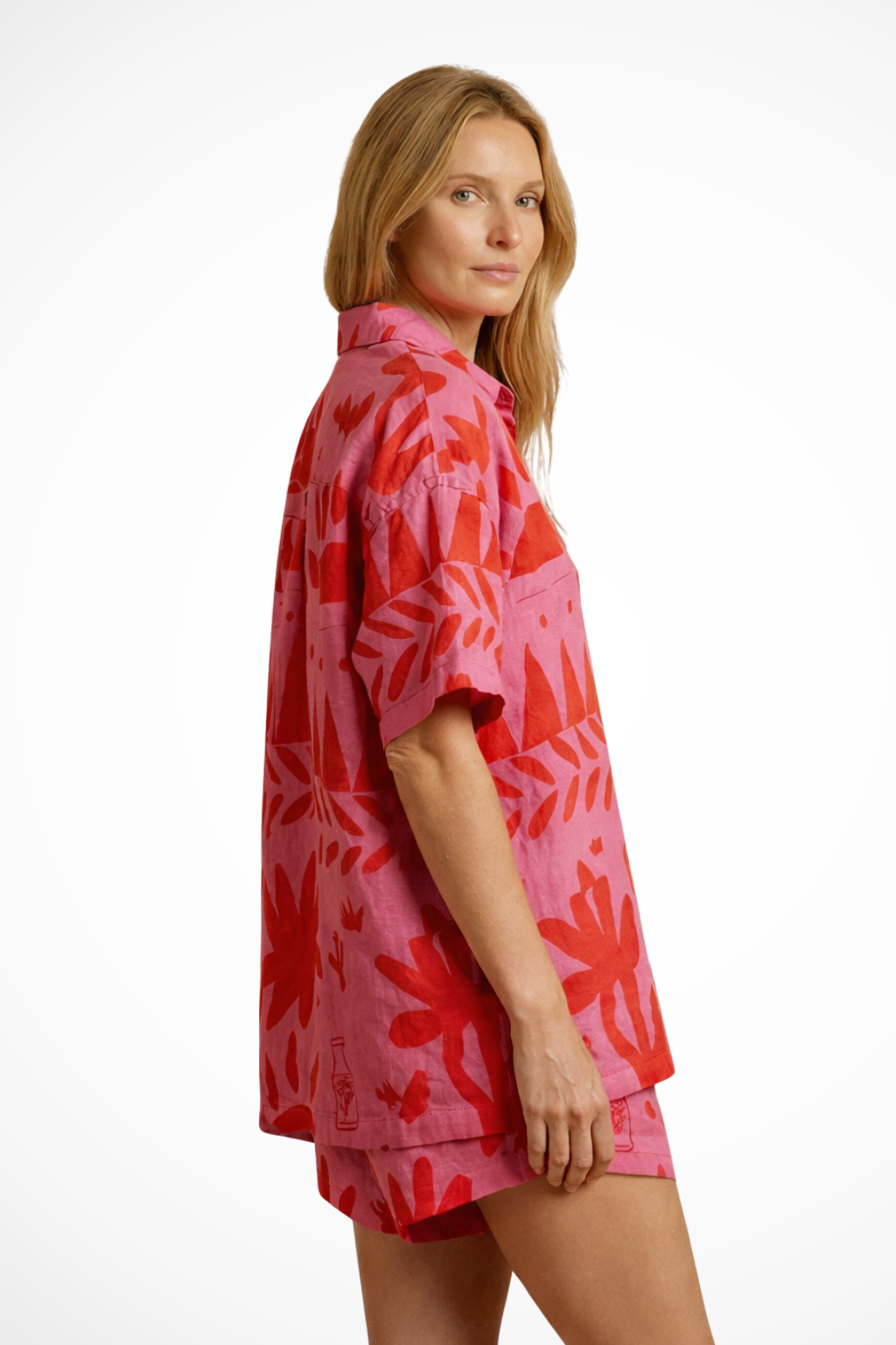 Women Printed Camp Collar Shirt and Shorts Set – Modern Everyday Look – Pink – L